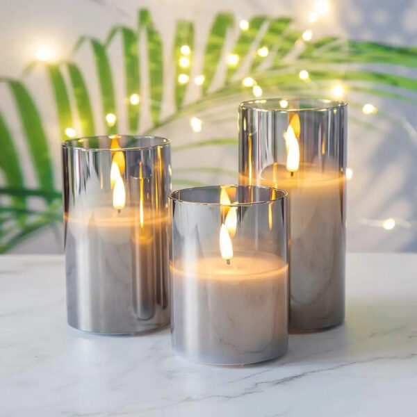 Aurora Glow Flicker Candles with remote - Image 3